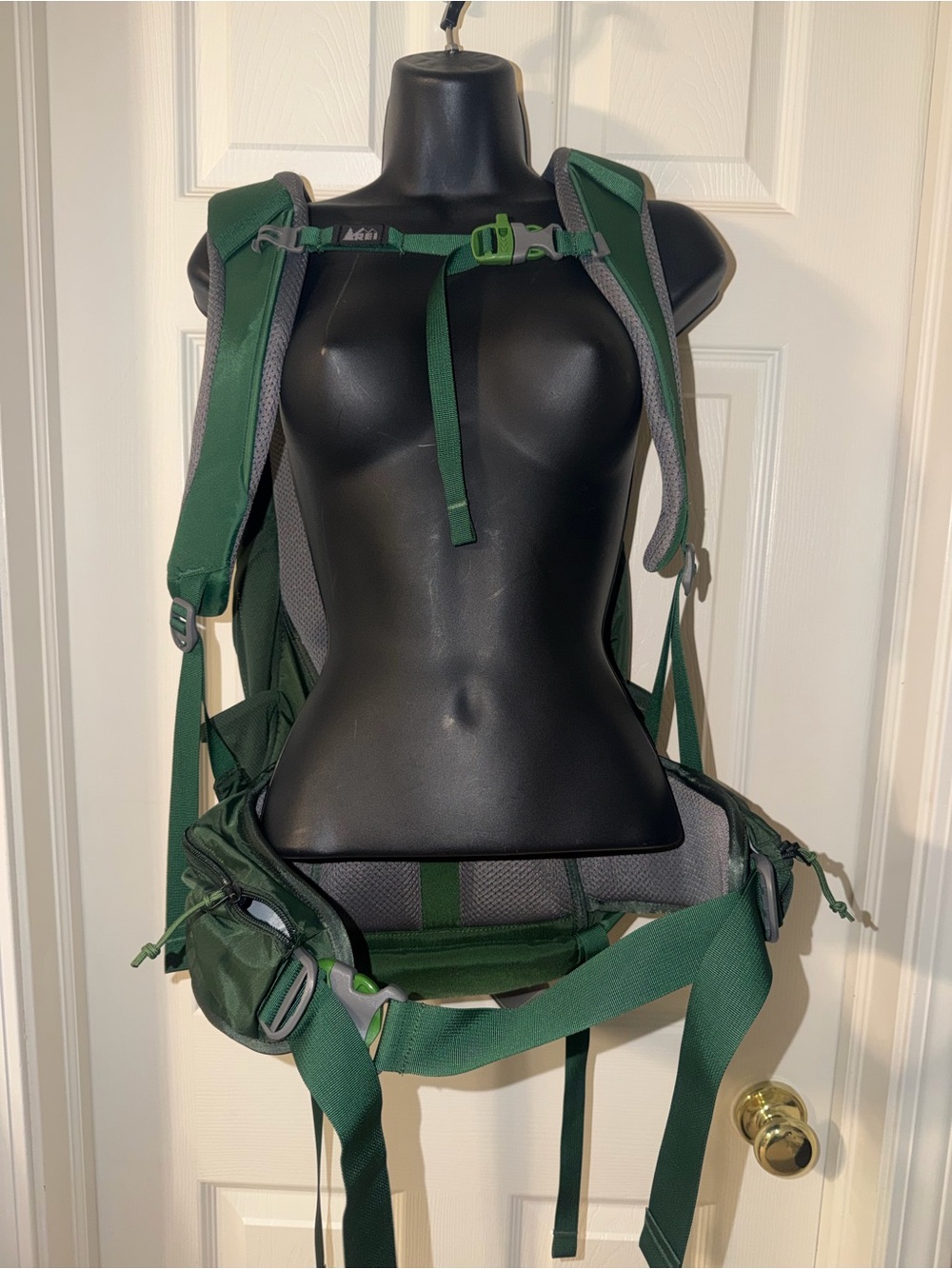 REI Co-Op Trail 30 Green Backpack LightWeight Rain Cover - Picture 4 of 5